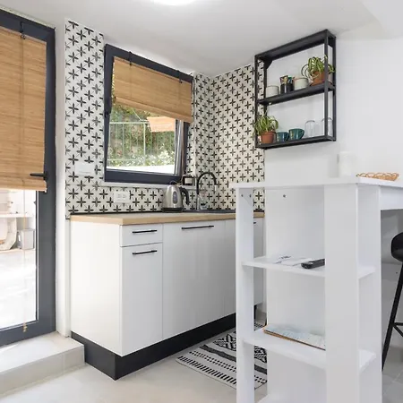 Tina In Centar With Parking Lägenhet