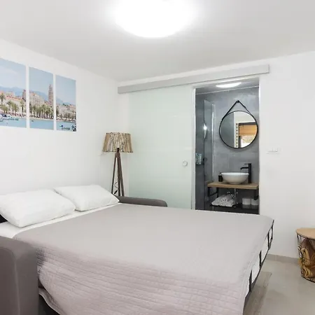 Apartment Tina In Centar With Parking *