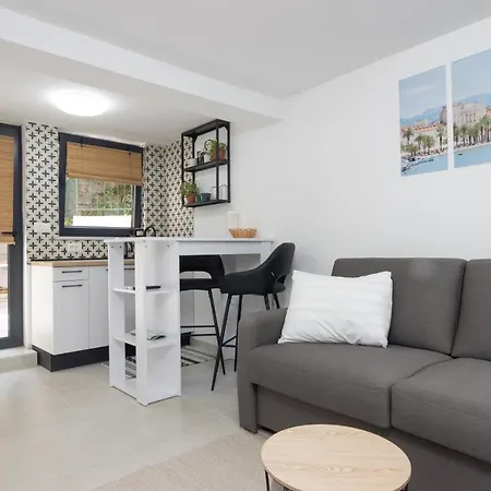 Appartement Tina In Centar With Parking